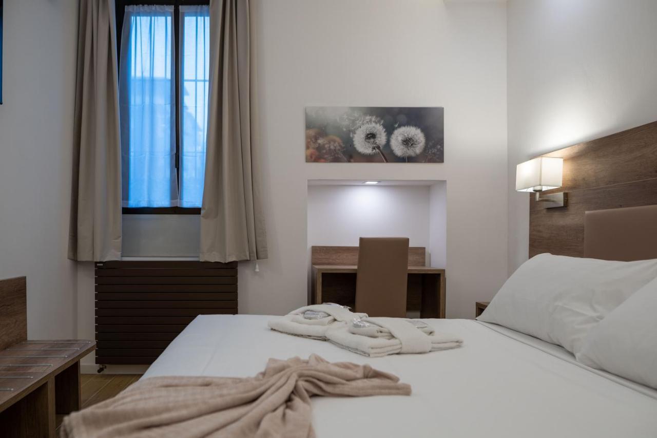 L Arche Comfort & Relax Brown Home Di Via Varesina Milano Eksteriør billede